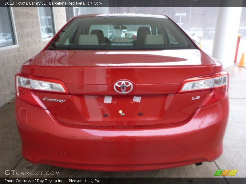 Barcelona Red Metallic / Ivory 2013 Toyota Camry LE