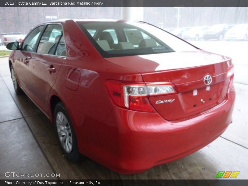 Barcelona Red Metallic / Ivory 2013 Toyota Camry LE