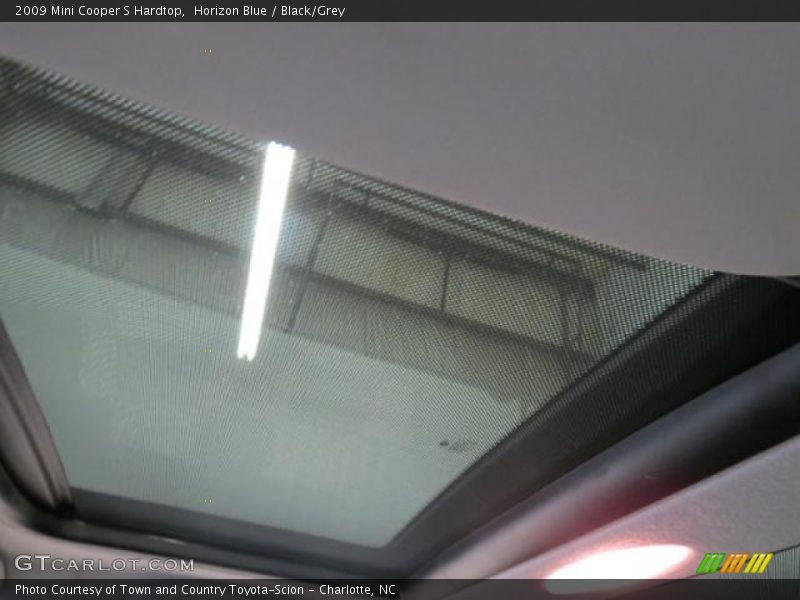 Horizon Blue / Black/Grey 2009 Mini Cooper S Hardtop