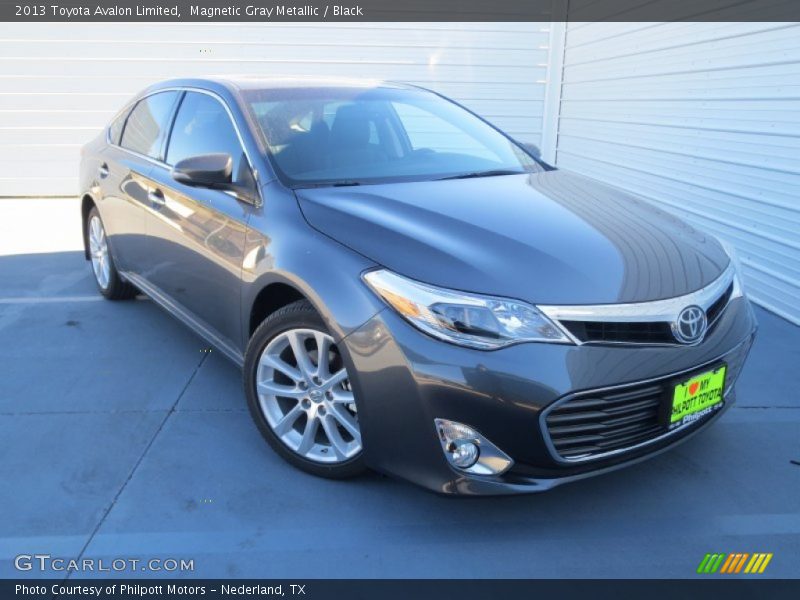 Magnetic Gray Metallic / Black 2013 Toyota Avalon Limited