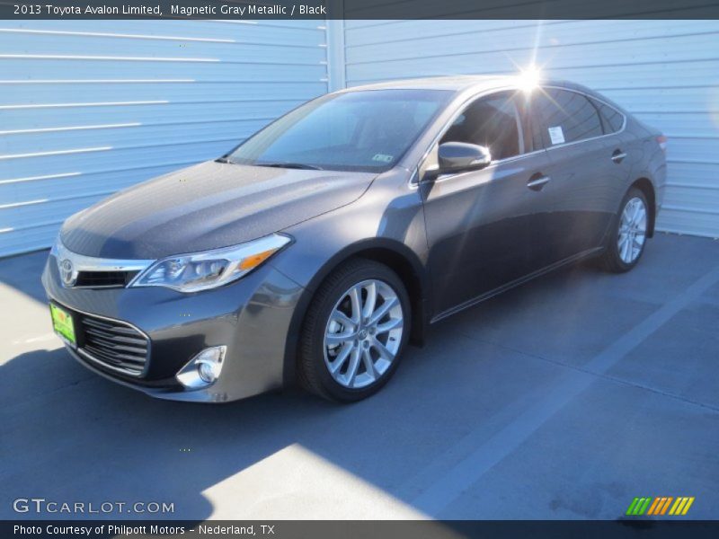 Magnetic Gray Metallic / Black 2013 Toyota Avalon Limited