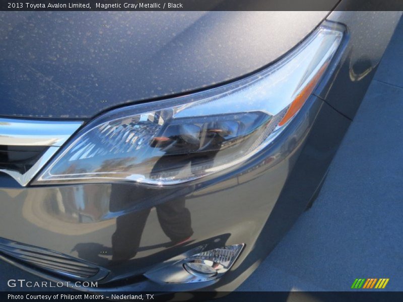 Magnetic Gray Metallic / Black 2013 Toyota Avalon Limited