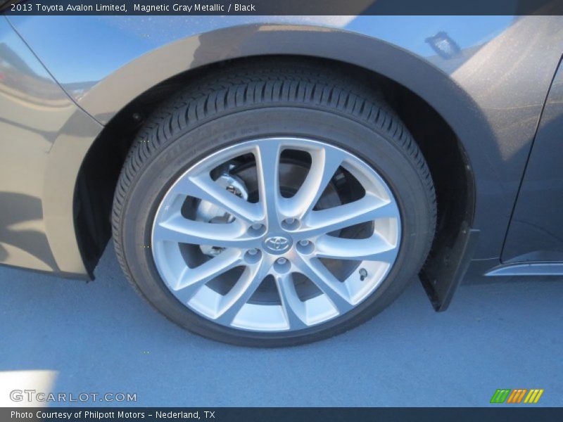 Magnetic Gray Metallic / Black 2013 Toyota Avalon Limited