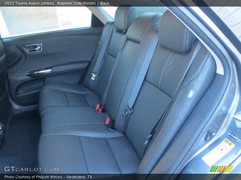 Magnetic Gray Metallic / Black 2013 Toyota Avalon Limited
