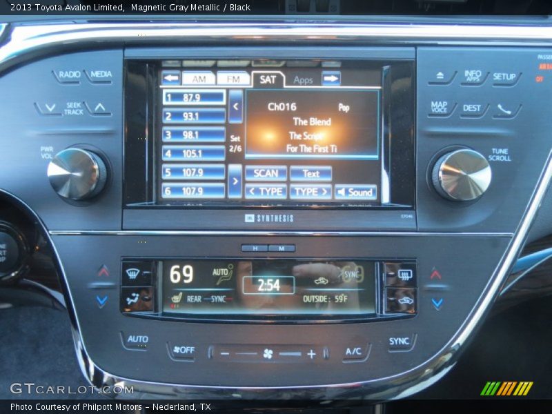 Magnetic Gray Metallic / Black 2013 Toyota Avalon Limited
