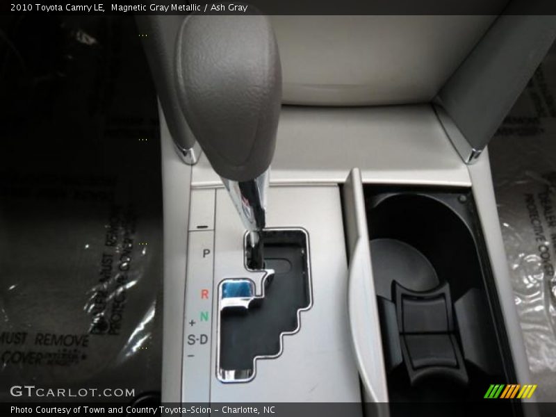 Magnetic Gray Metallic / Ash Gray 2010 Toyota Camry LE