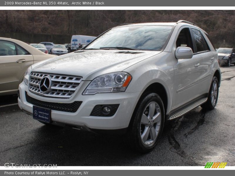 Arctic White / Black 2009 Mercedes-Benz ML 350 4Matic