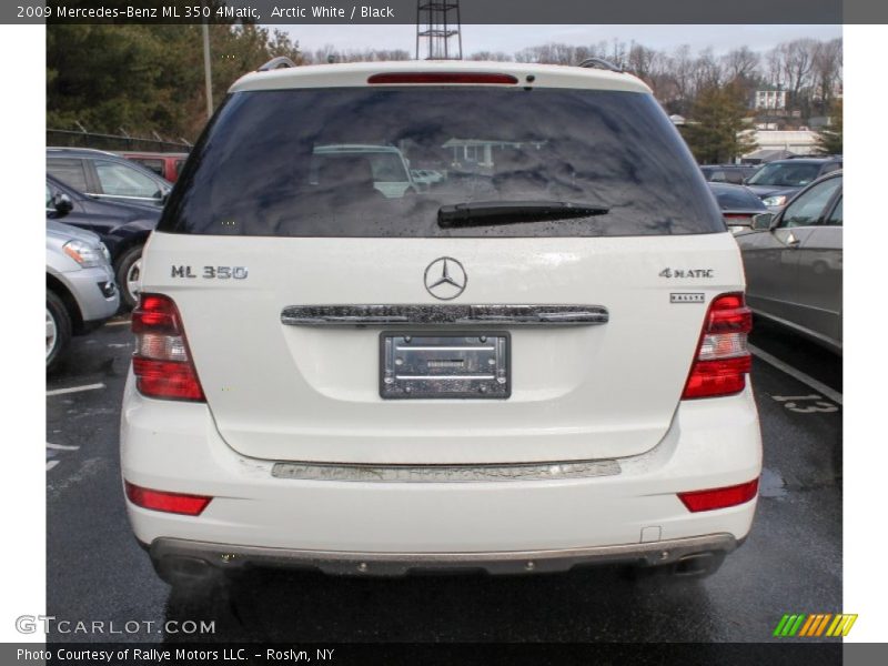 Arctic White / Black 2009 Mercedes-Benz ML 350 4Matic