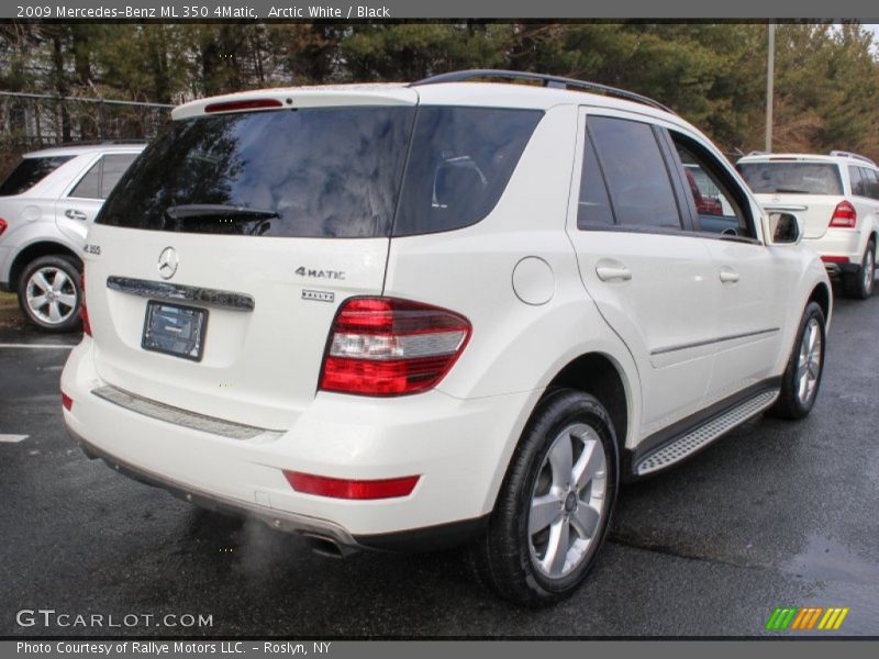 Arctic White / Black 2009 Mercedes-Benz ML 350 4Matic