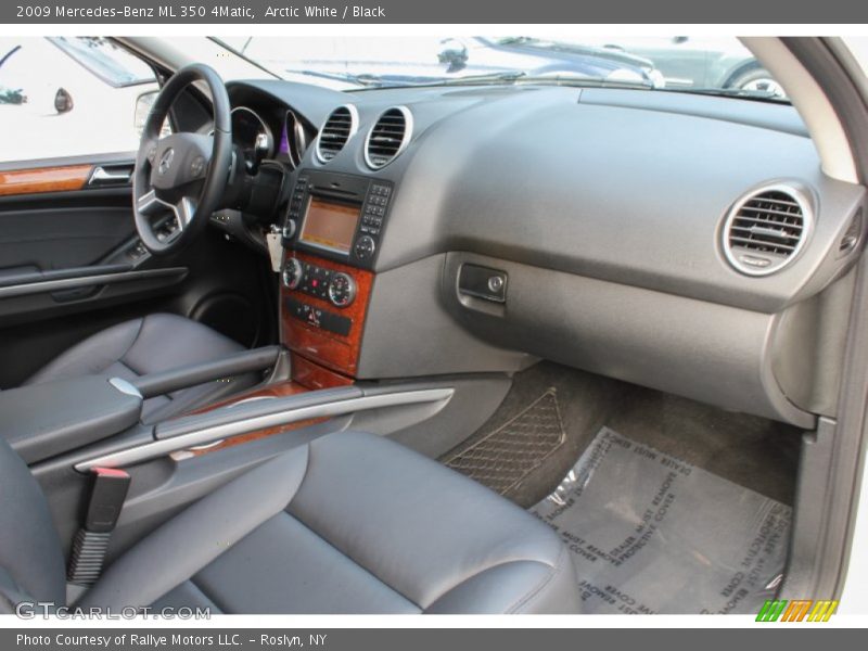 Arctic White / Black 2009 Mercedes-Benz ML 350 4Matic