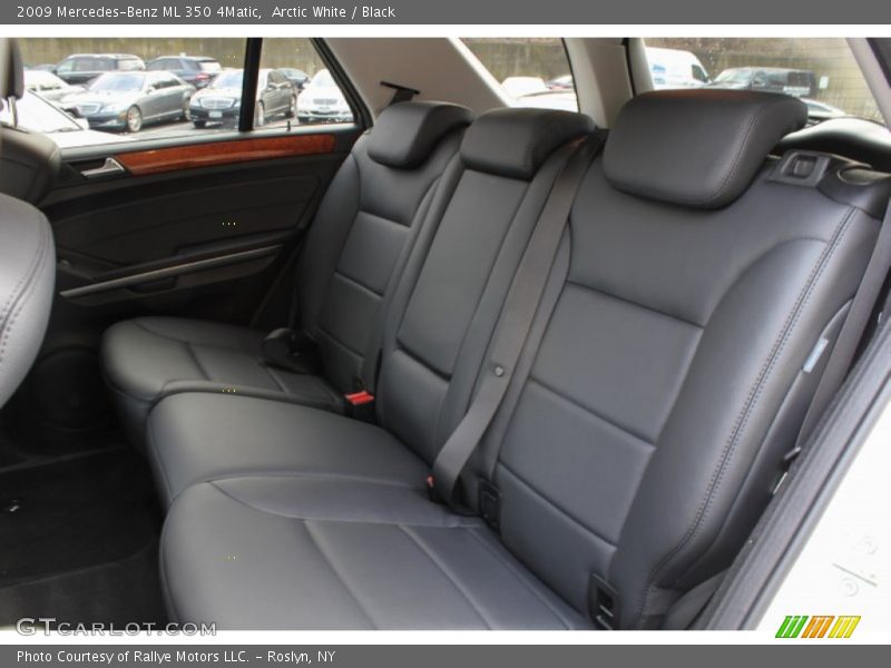 Arctic White / Black 2009 Mercedes-Benz ML 350 4Matic