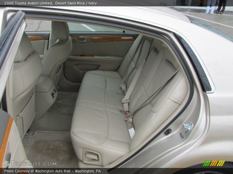 Desert Sand Mica / Ivory 2006 Toyota Avalon Limited