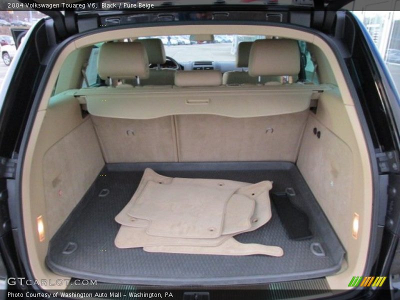  2004 Touareg V6 Trunk