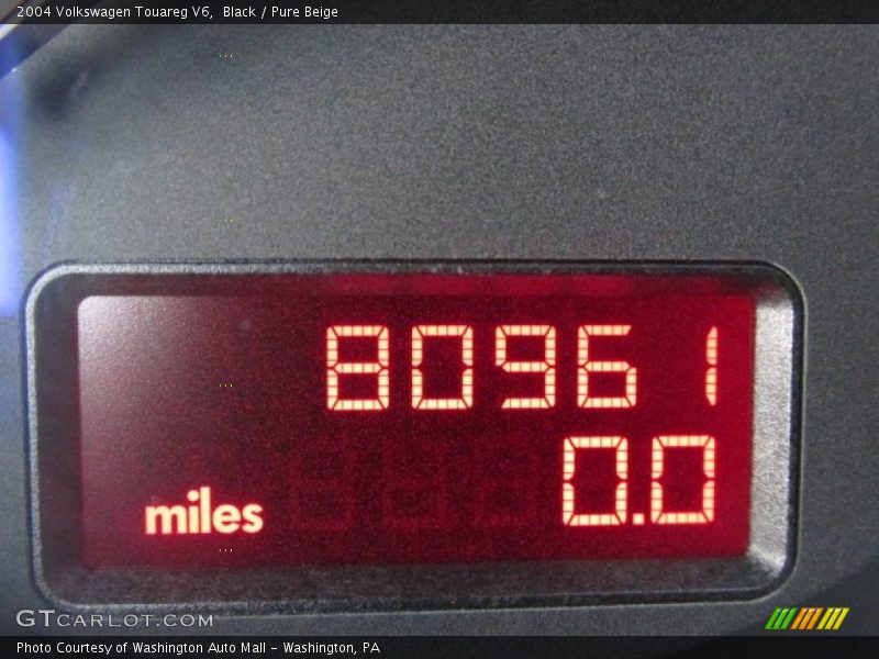 Black / Pure Beige 2004 Volkswagen Touareg V6