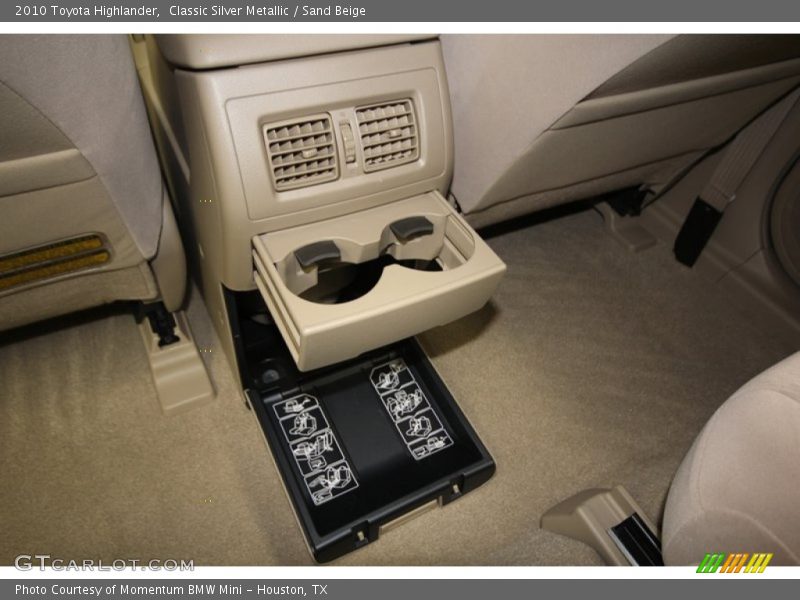 Classic Silver Metallic / Sand Beige 2010 Toyota Highlander