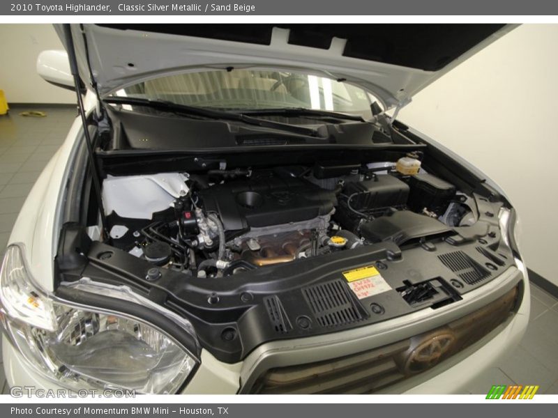 Classic Silver Metallic / Sand Beige 2010 Toyota Highlander