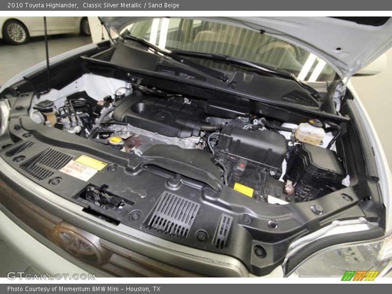 Classic Silver Metallic / Sand Beige 2010 Toyota Highlander
