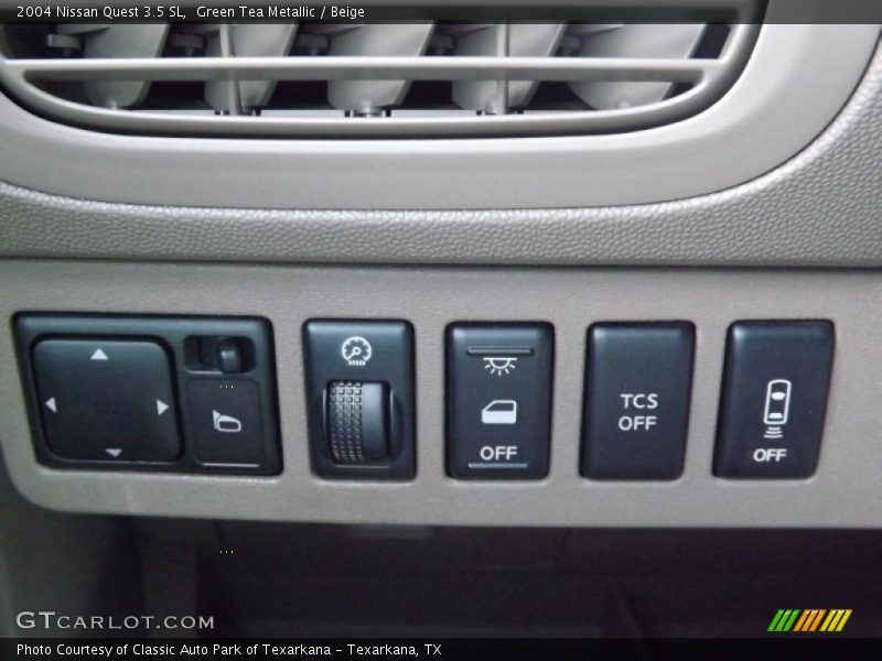 Green Tea Metallic / Beige 2004 Nissan Quest 3.5 SL