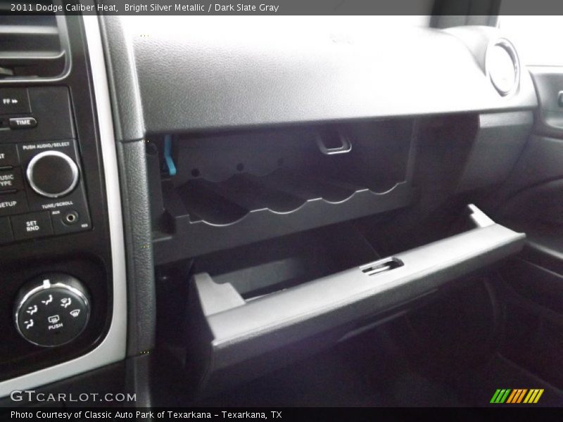 Bright Silver Metallic / Dark Slate Gray 2011 Dodge Caliber Heat