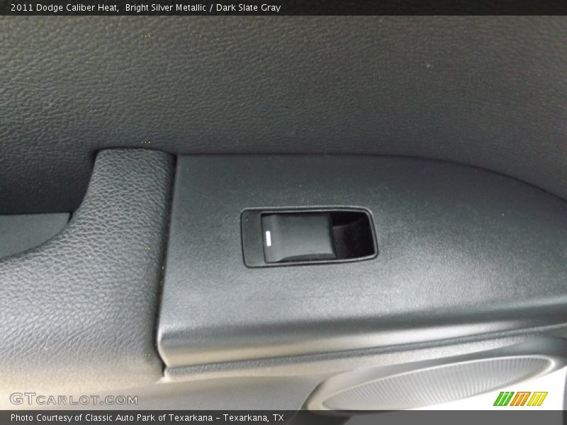 Bright Silver Metallic / Dark Slate Gray 2011 Dodge Caliber Heat