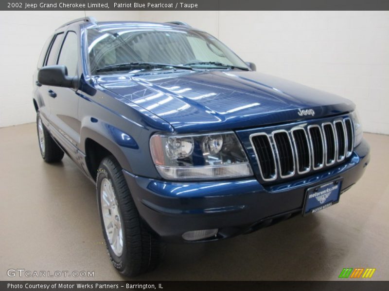 Patriot Blue Pearlcoat / Taupe 2002 Jeep Grand Cherokee Limited