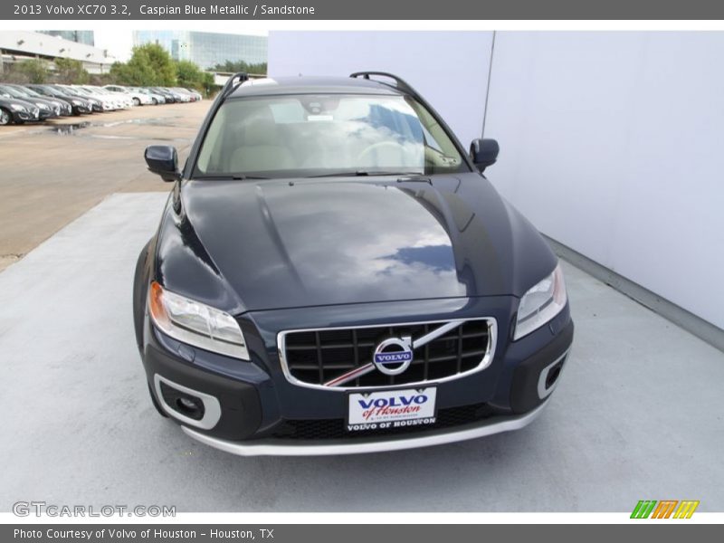 Caspian Blue Metallic / Sandstone 2013 Volvo XC70 3.2