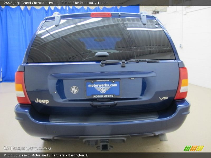Patriot Blue Pearlcoat / Taupe 2002 Jeep Grand Cherokee Limited