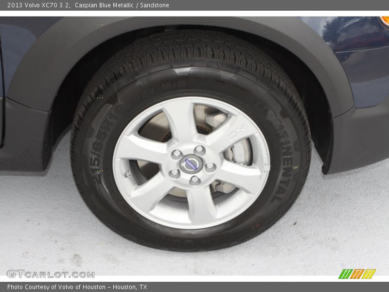 Caspian Blue Metallic / Sandstone 2013 Volvo XC70 3.2