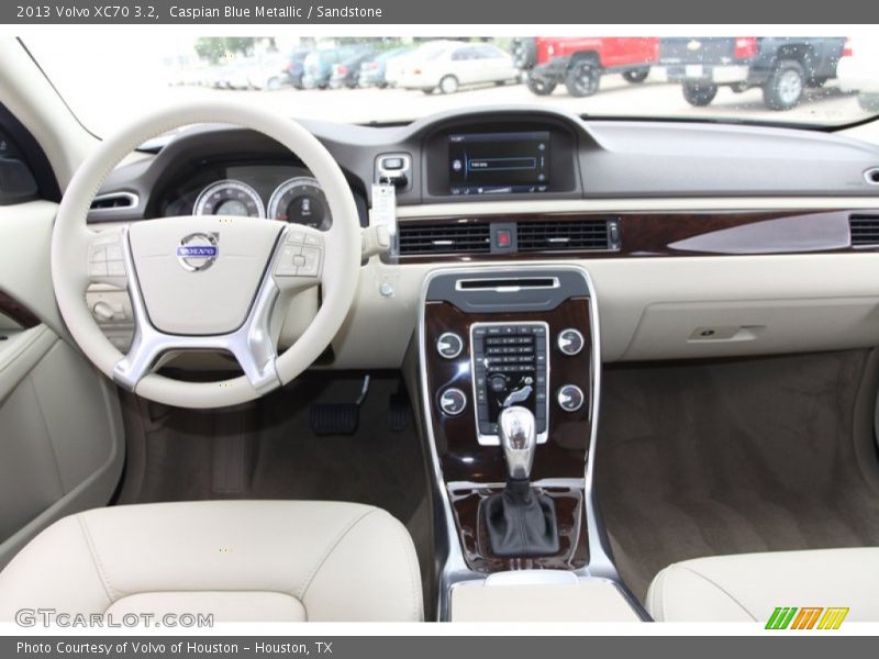 Dashboard of 2013 XC70 3.2