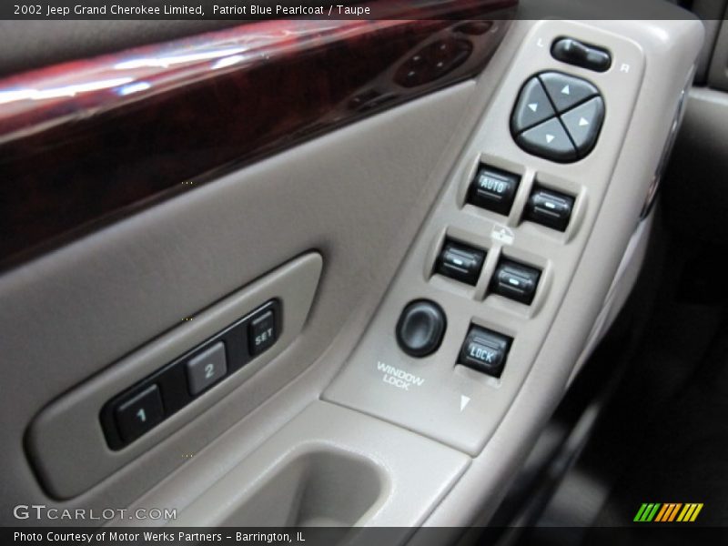 Patriot Blue Pearlcoat / Taupe 2002 Jeep Grand Cherokee Limited