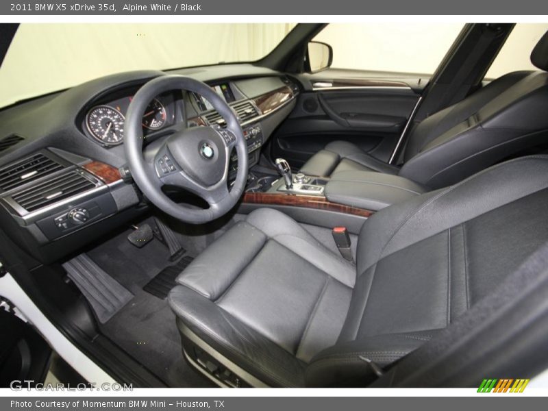 Alpine White / Black 2011 BMW X5 xDrive 35d