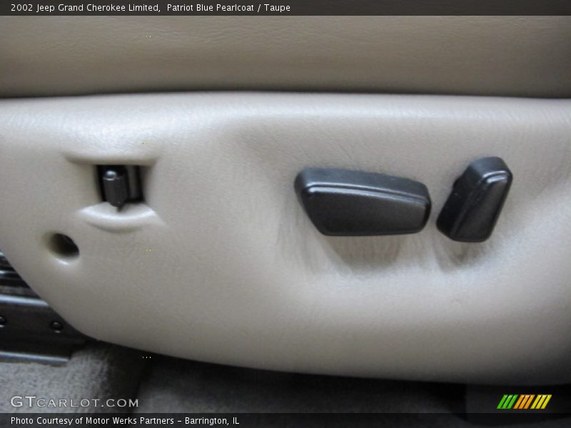 Controls of 2002 Grand Cherokee Limited