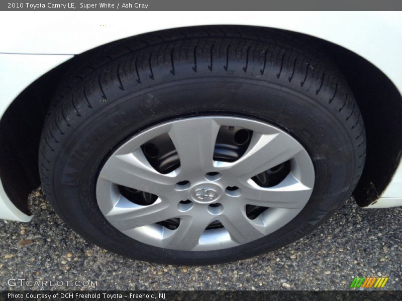Super White / Ash Gray 2010 Toyota Camry LE