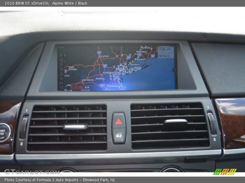 Alpine White / Black 2010 BMW X5 xDrive30i