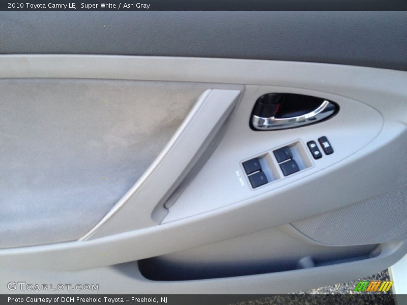 Super White / Ash Gray 2010 Toyota Camry LE