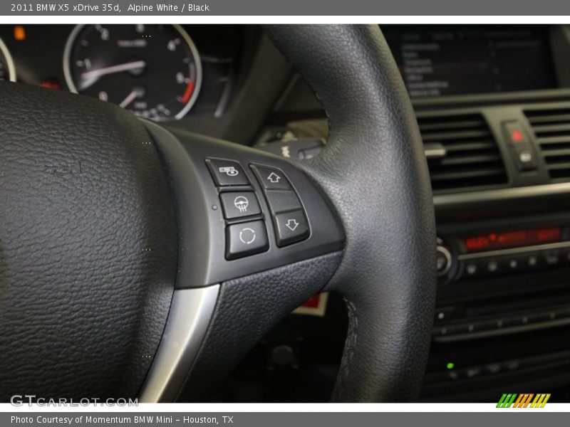 Alpine White / Black 2011 BMW X5 xDrive 35d