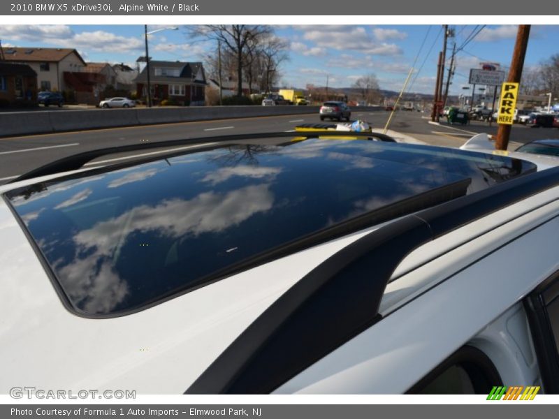 Alpine White / Black 2010 BMW X5 xDrive30i