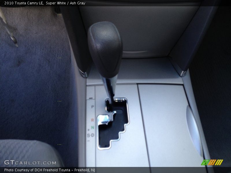 Super White / Ash Gray 2010 Toyota Camry LE