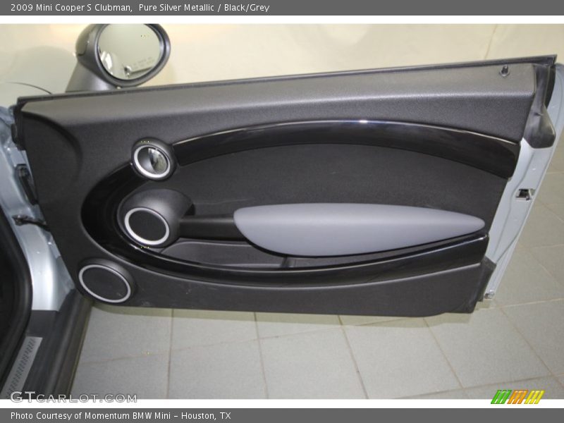 Pure Silver Metallic / Black/Grey 2009 Mini Cooper S Clubman
