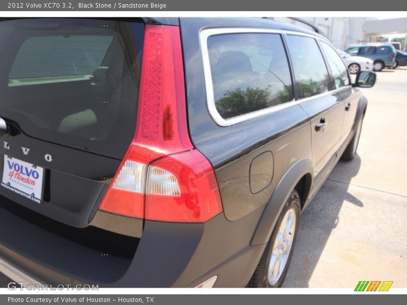 Black Stone / Sandstone Beige 2012 Volvo XC70 3.2