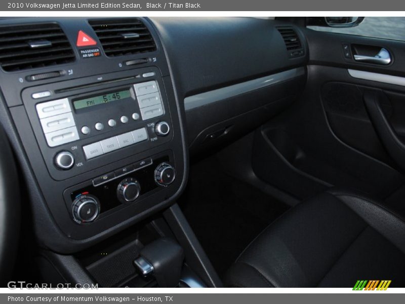 Black / Titan Black 2010 Volkswagen Jetta Limited Edition Sedan