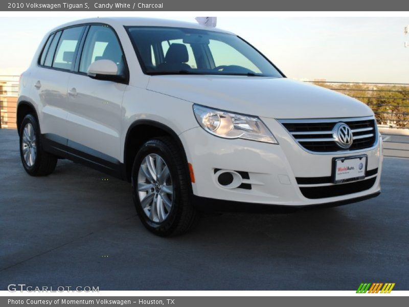 Candy White / Charcoal 2010 Volkswagen Tiguan S