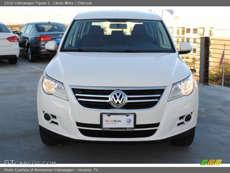 Candy White / Charcoal 2010 Volkswagen Tiguan S
