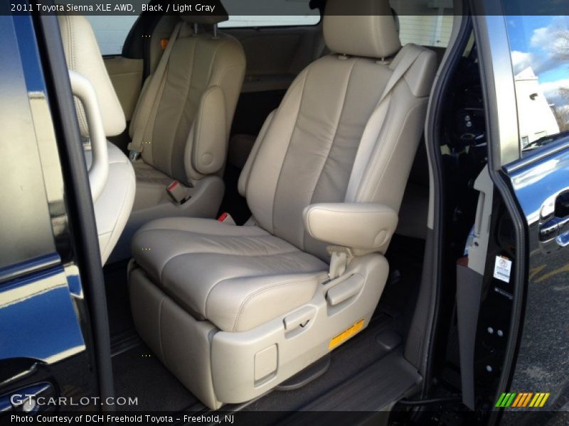 Black / Light Gray 2011 Toyota Sienna XLE AWD