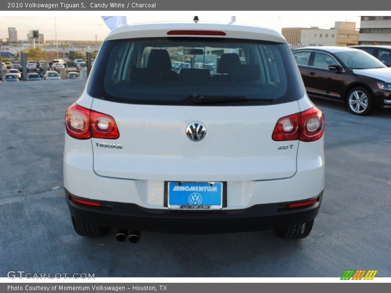 Candy White / Charcoal 2010 Volkswagen Tiguan S