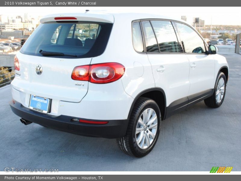 Candy White / Charcoal 2010 Volkswagen Tiguan S