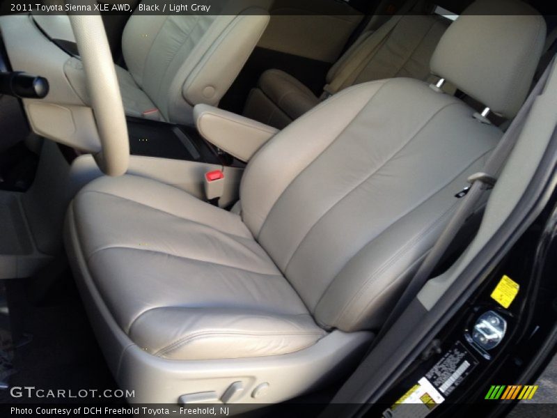 Black / Light Gray 2011 Toyota Sienna XLE AWD
