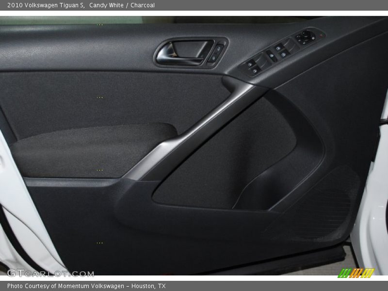 Candy White / Charcoal 2010 Volkswagen Tiguan S