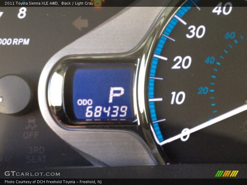 Black / Light Gray 2011 Toyota Sienna XLE AWD