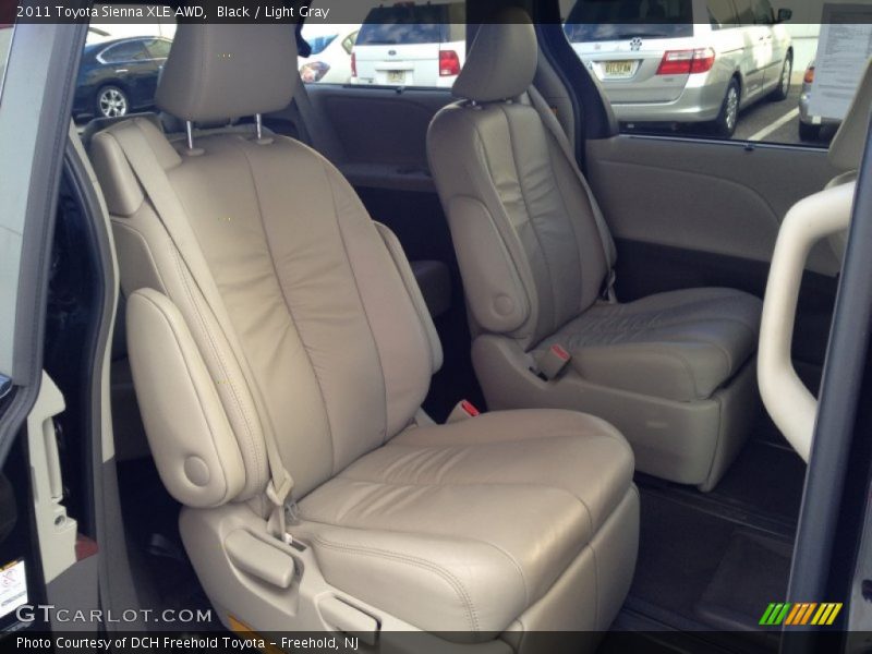 Black / Light Gray 2011 Toyota Sienna XLE AWD